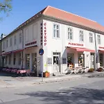 Casa de hóspedes & Fleischerei 4*