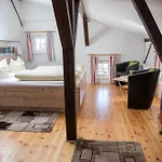 Casa de hóspedes & Fleischerei