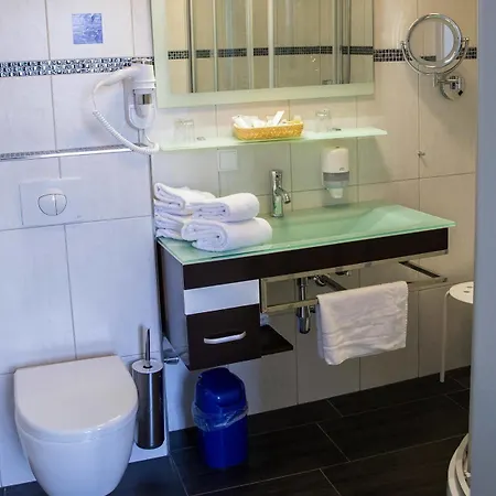 & Fleischerei Endler 게스트하우스 라인스베르크