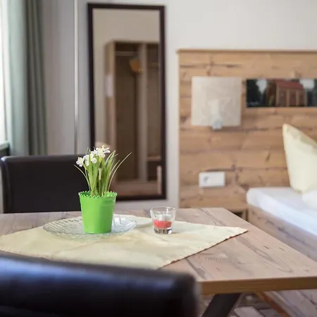 & Fleischerei Endler 게스트하우스 라인스베르크