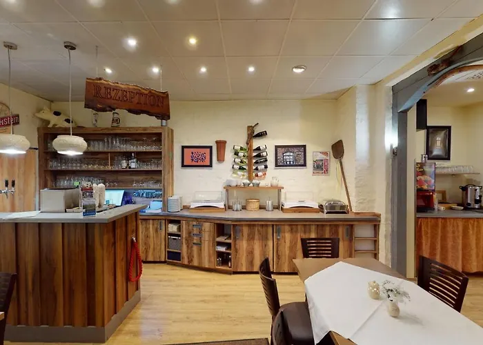 & Fleischerei Endler בית הארחה