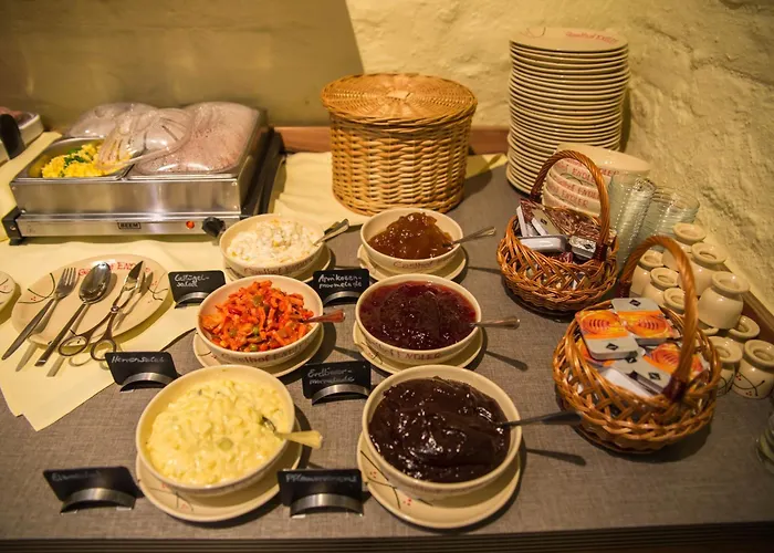 & Fleischerei Endler בית הארחה ריינסברג